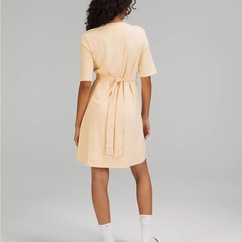 Lululemon cotton wrap front t-shirt dress - prosecco - Picture 2 of 7